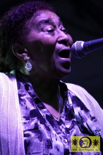 Doreen Shaffer (Jam) with The Steadytones 21. This Is Ska Festival - Wasserburg, Rosslau 24. Juni 2017 (7).JPG